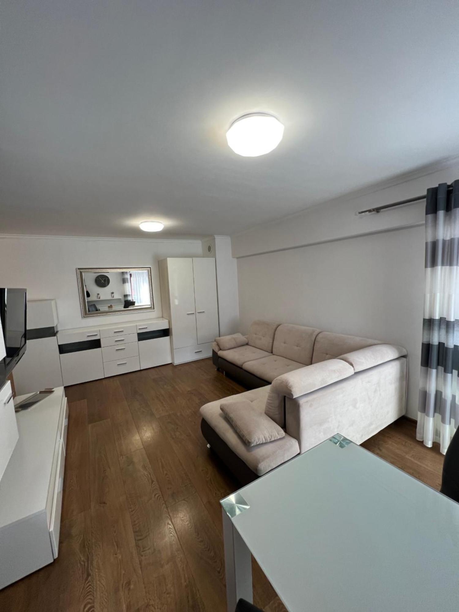 Holiday Apartments 克雷尼察 外观 照片
