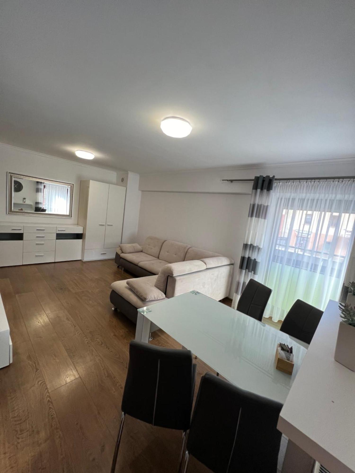 Holiday Apartments 克雷尼察 外观 照片